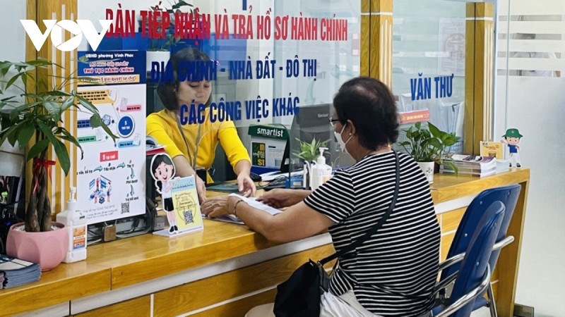 Ha Noi va nhung buoc chuyen trong cai cach hanh chinh